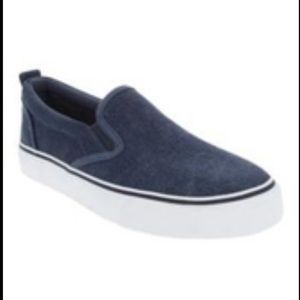 NWT true craft navy washed canvas shoe